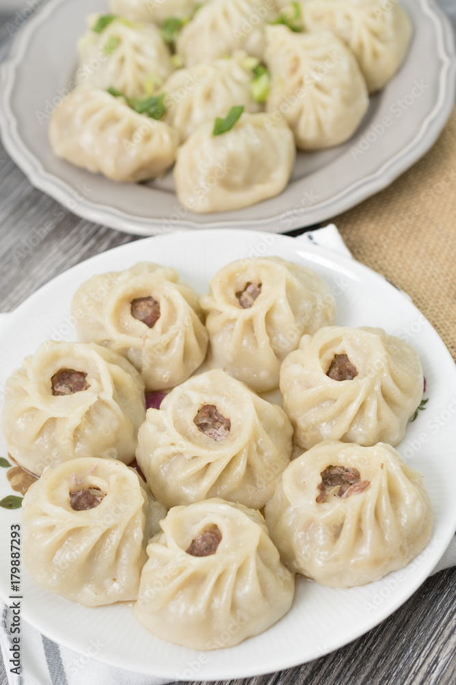 Mongolian Food: Buuz (Steamed Mongolian Dumplings) Mongolian Food: Buuz (Steamed Mongolian Dumplings)