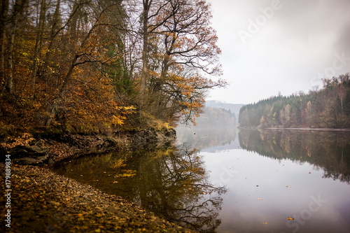 Autumn coast of Vltava river © Sergey Fedoskin