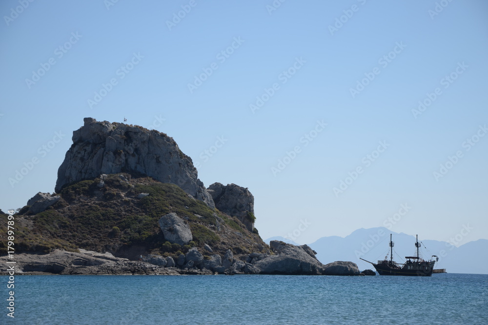 Schiff an der Insel Kastri bei Kos Schiff an der Insel Kastri bei Kos