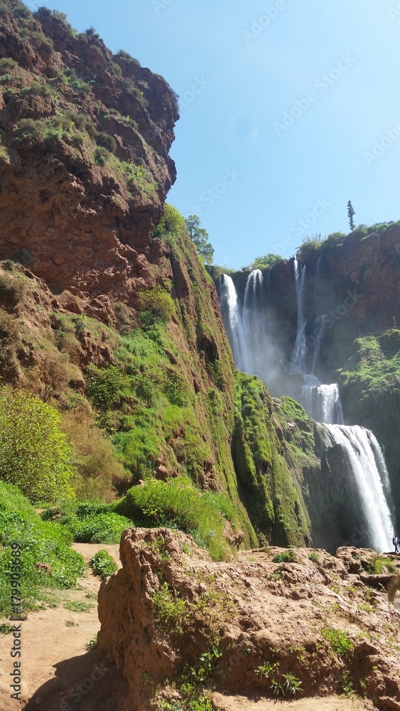 Fototapeta premium ouzoud water falls