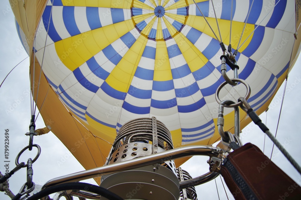 Naklejka premium 気球の内部