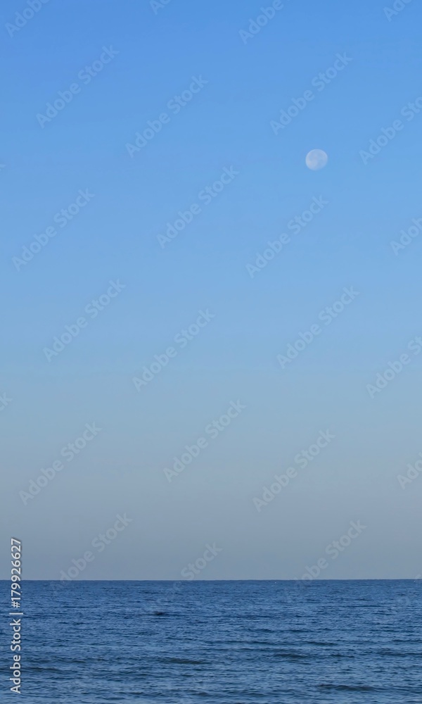Morning moonset over the Gulf of Mexico Morning moonset over the Gulf of Mexico