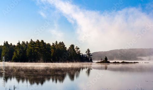 Fotografie Foggy Lake in Maine