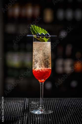Fotografía Fancy champagne cocktail
