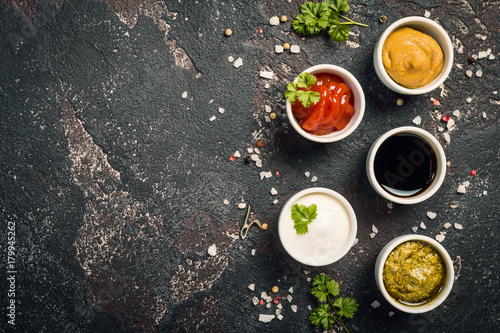 Tableau sur toile bowls of various dip sauces