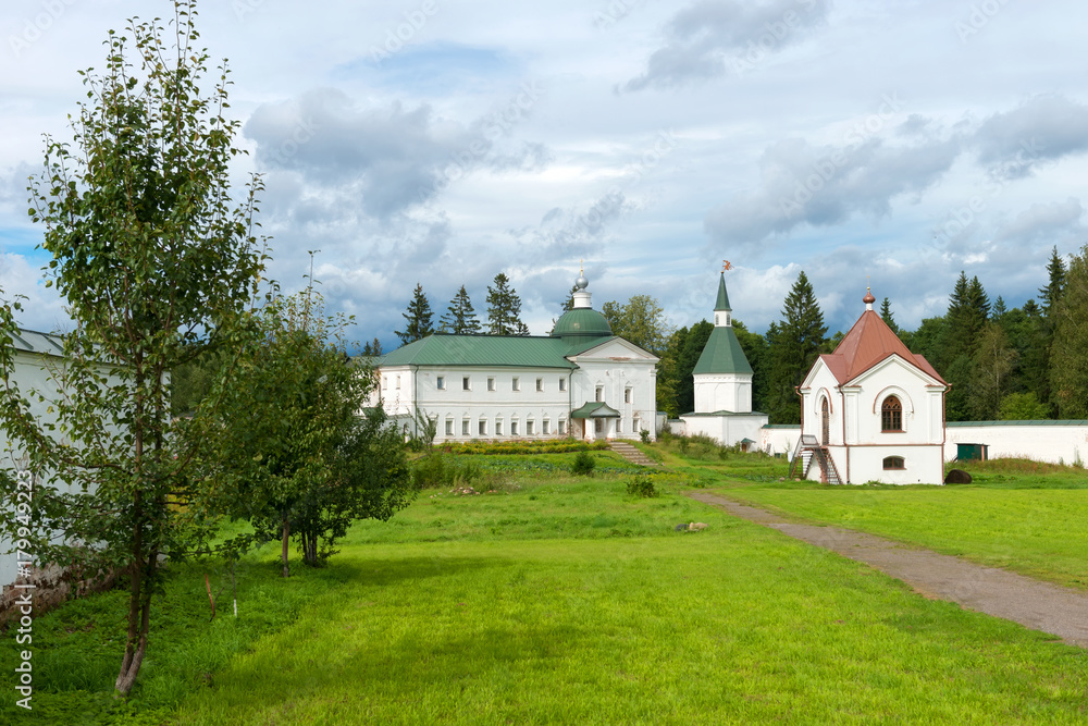 Svyatoozerskaya Valday Iversky Bogoroditsky monastery. The Church of Iakov Borovichsky and the Tomb Panaeva with a chapel