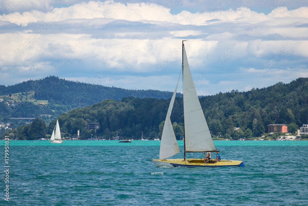 Fototapeta premium Segeln am Bleder See (SLO)