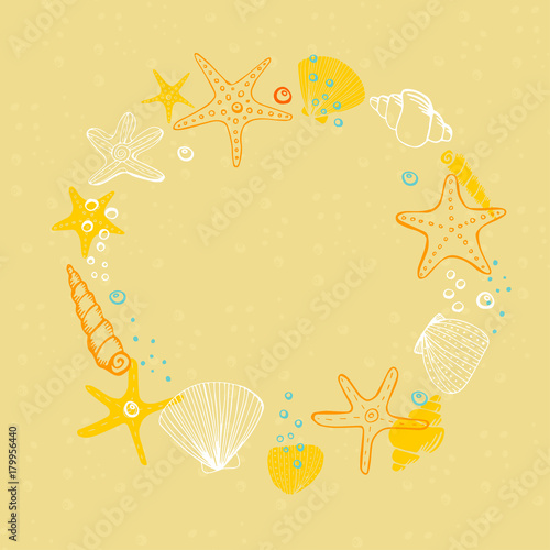 Summer Vector Circle Frame.  Background with Seashells  Sea Stars and Corals.