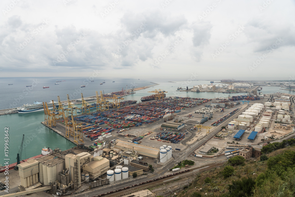 Fototapeta premium Port of Barcelona, Spain