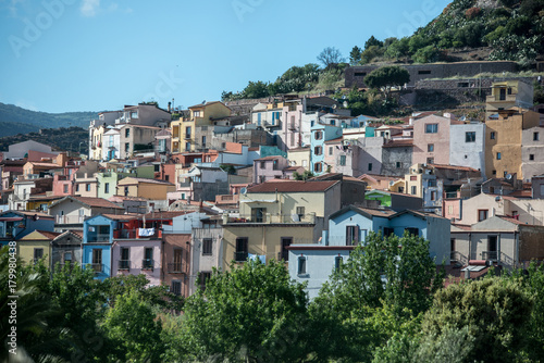 Altstadt von Bosa in Sardinien, Italien © Cezanne-Fotografie