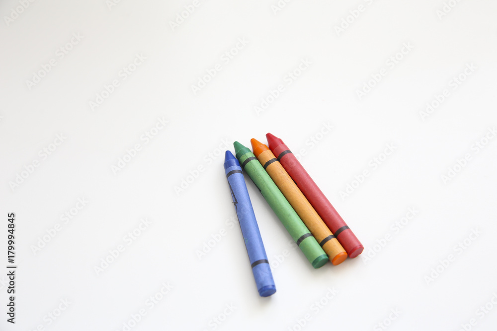 crayons crayons