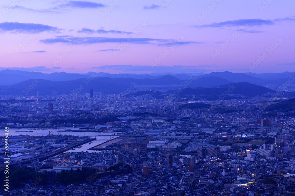 広島の夕暮れ　愛宕神社からの風景