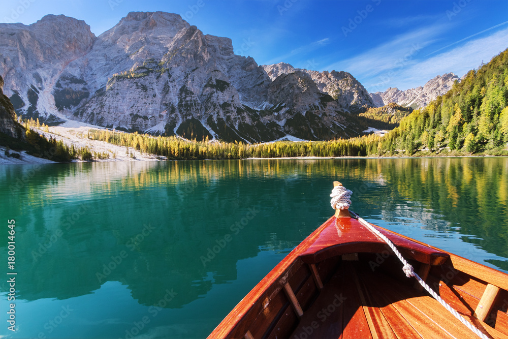 Fotografie Boat on the lake