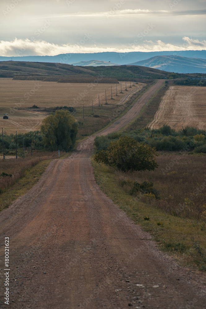 Road in the Altay, autumn morning