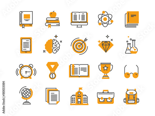 School education, university. Study, learning process. Oline lessons, tutorial. Student knowledge. History book.Thin line web icon set. Outline icons collection.Vector illustration.