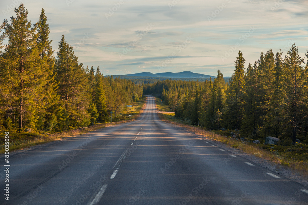 Fototapeta premium Early morning on the road