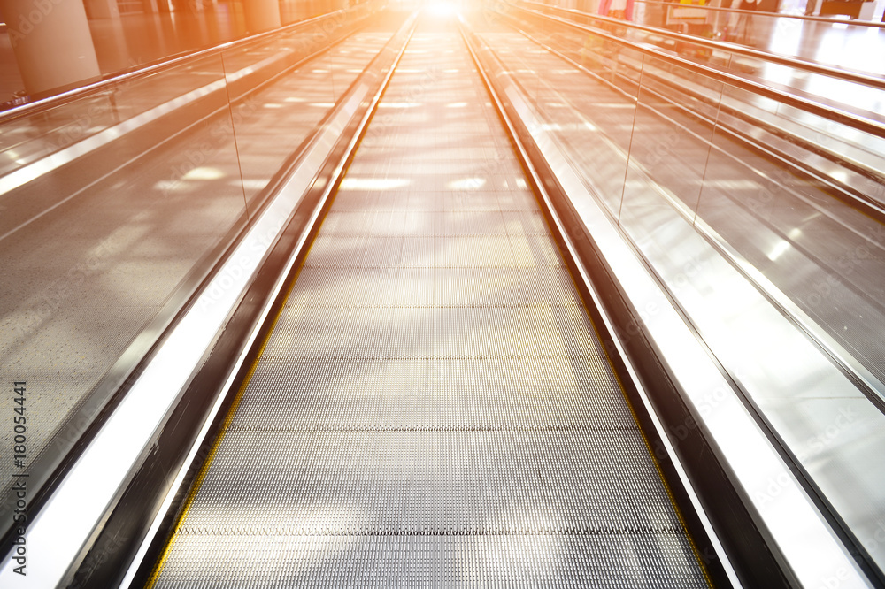 The road to success of modern elevator movemen The road to success of modern elevator movemen