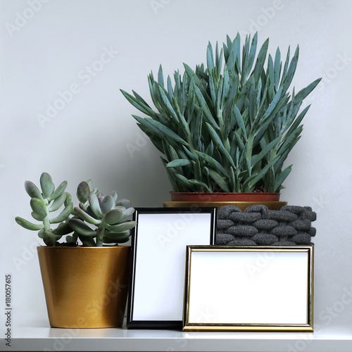 Mockup, rośliny, świeca, ramka