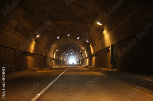  tunnel © Natalia