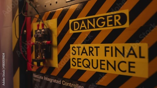 Start Final Sequence Switch