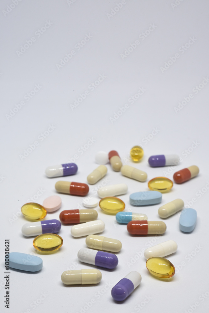 medicament soins sante mutuelle pharmaceutique industrie medecine recherche
