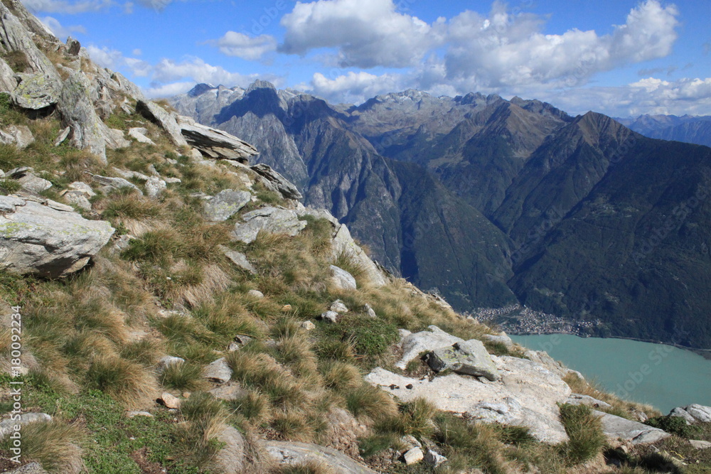 Traumwetter in den italienischen Alpen / Am Monte Berlinghera mit Lago di Mezzolo