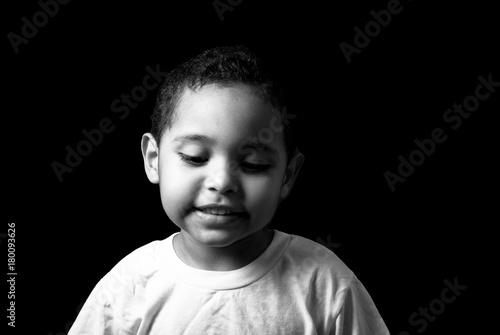 Retrato Adorable Niño Latino