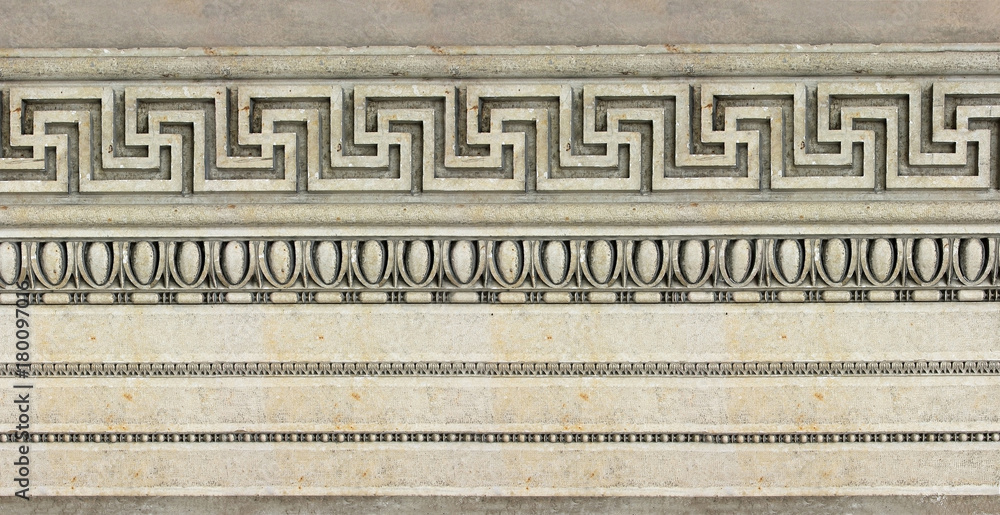 hellenistisches Muster auf historischer Fassade