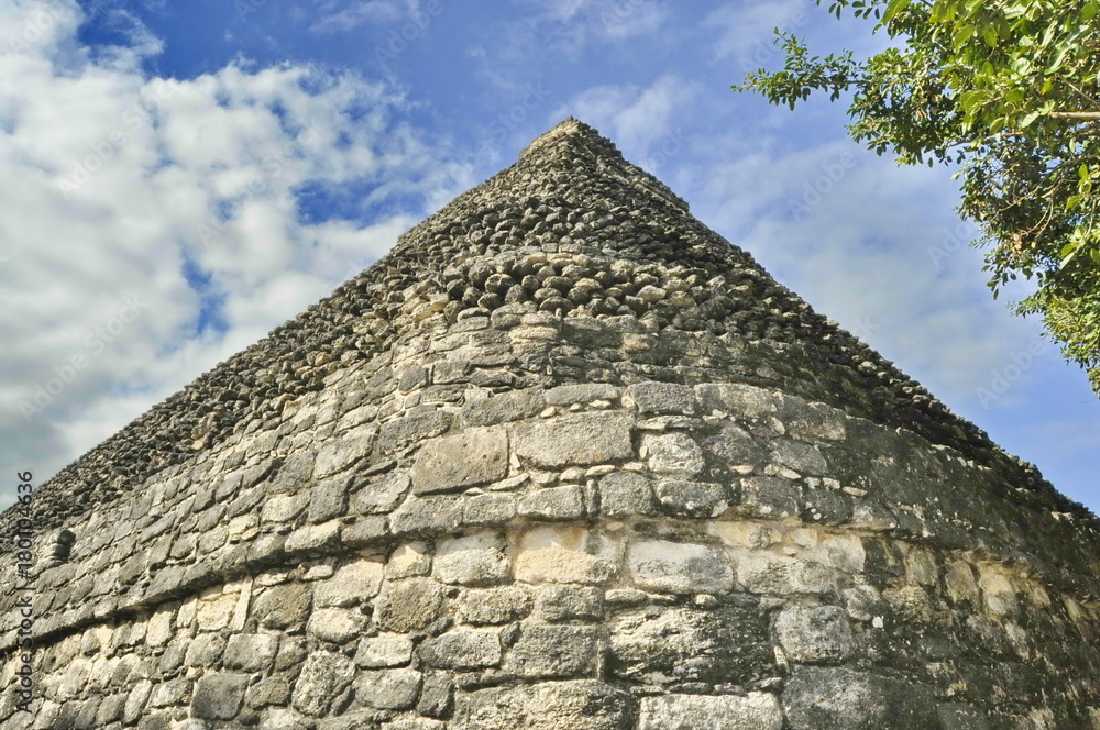 Pyramid of Chacchoben Mayan Ruins, Mexico Pyramid of Chacchoben Mayan Ruins, Mexico