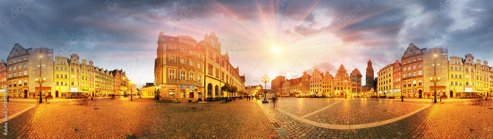 Fototapeta premium Wroclaw at dusk after sunset