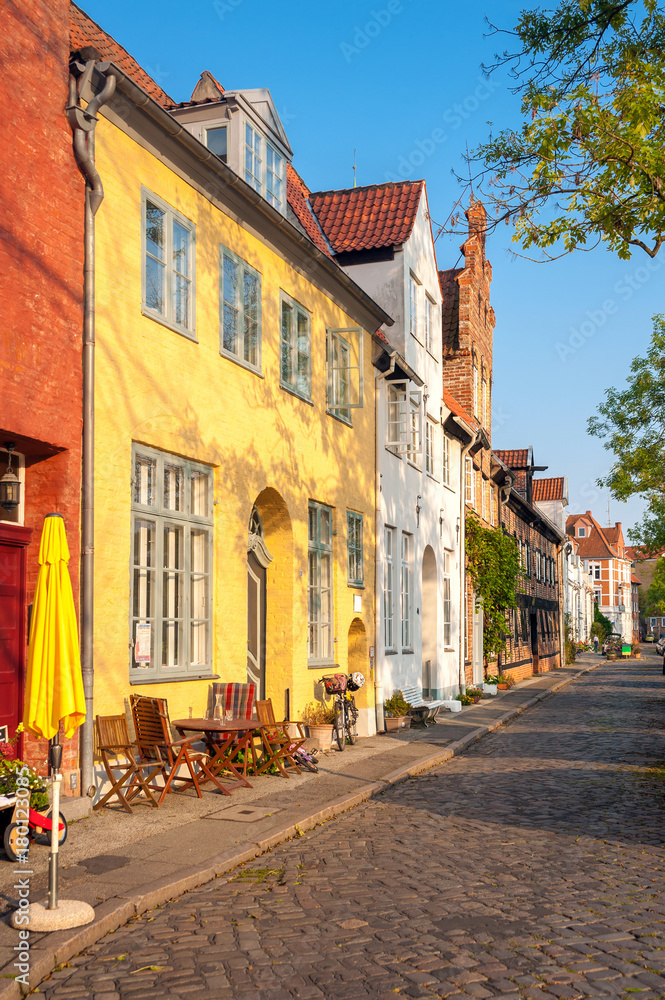 Historische Gebäude in der Straße An der Obertrave in Lübeck