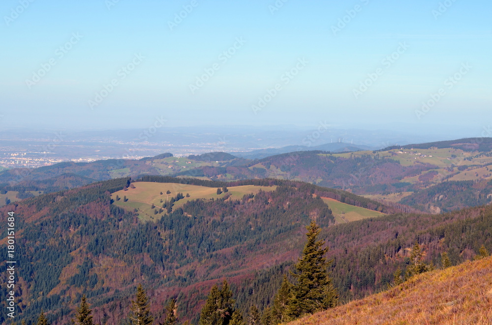 Blick vom Belchen über den Schwarzwald