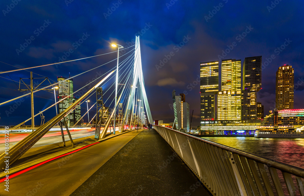 Obraz premium Erasmus Bridge