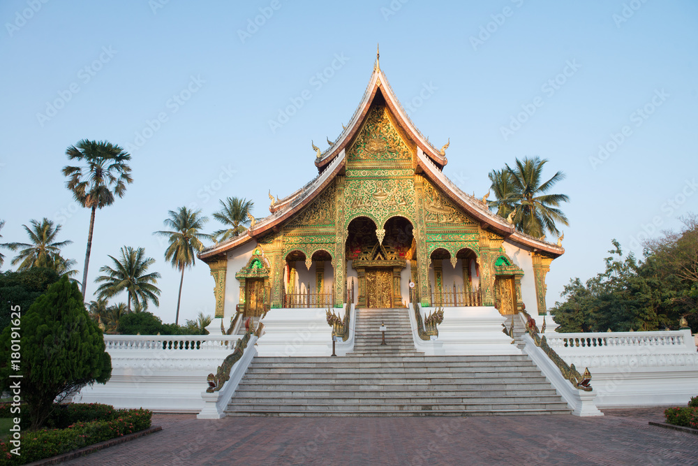 Fototapeta premium Buddist Temple of Haw Kham at the Luang Prabang National Museum