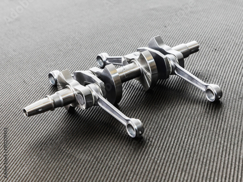 Slika na platnu the crankshaft of the airplane engine on a kevlar substrate