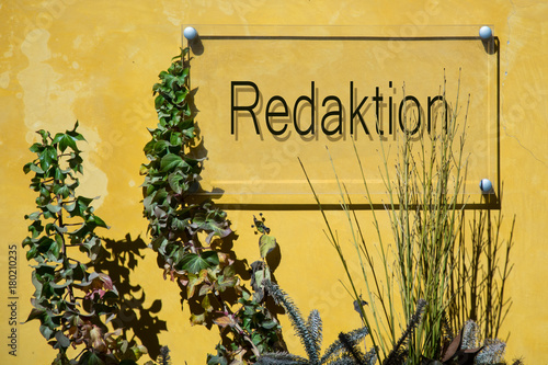 Schild 233 - Redaktion