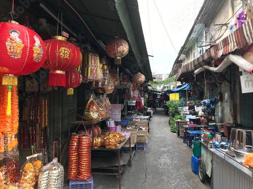 A small street in the chinatown © TravelTelly