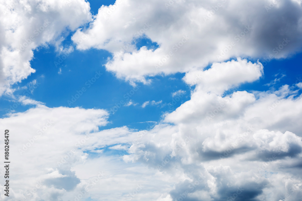 Fototapeta premium clouds in the blue sky