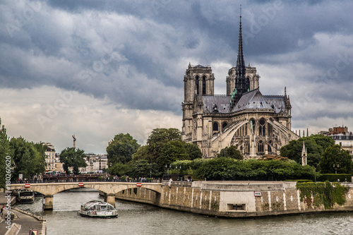 Notre Dame de Paris, France © pierrick
