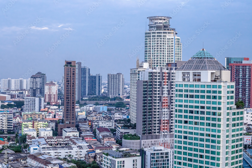 Obraz premium Bangkok, Ekamai, budowanie scenerii, miasto, orzeźwiające błękitne niebo