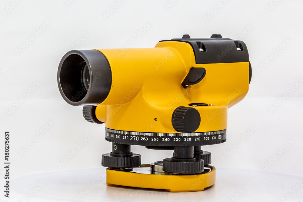 Fototapeta premium Нивелир в гедезии