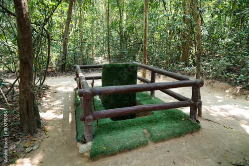 Cu Chi Tunnels, booby trap - vietnam 