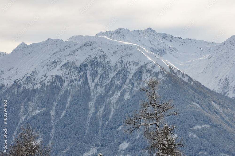 Obraz premium Winter mountains. Tyrol, Austria