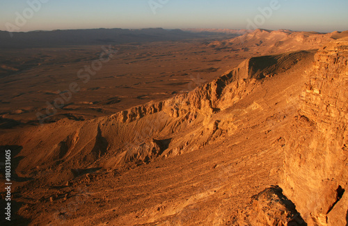 Ramon-Krater bei Sonnenaufgang
