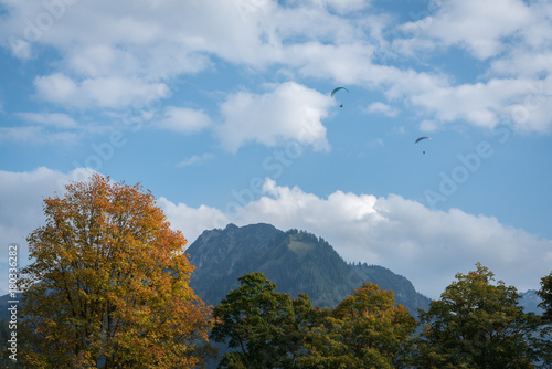 Gleitschirmflieger im Allgäu