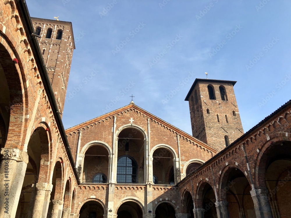 Milano, la basilica di Sant’Ambrogio