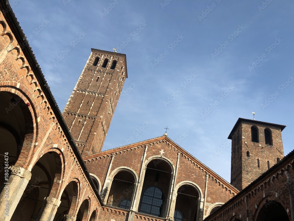 Milano, la basilica di Sant’Ambrogio