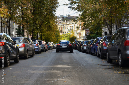 street crowded with cars © Oleksandr