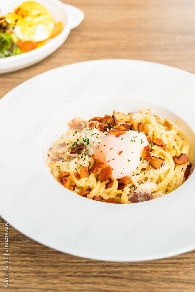 Spaghetti carbonara Spaghetti carbonara