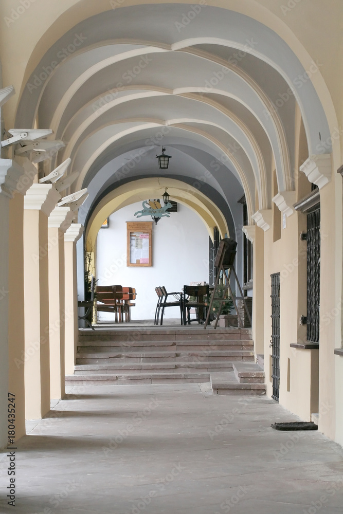 Obraz premium Arcade passage in Kazimierz Dolny